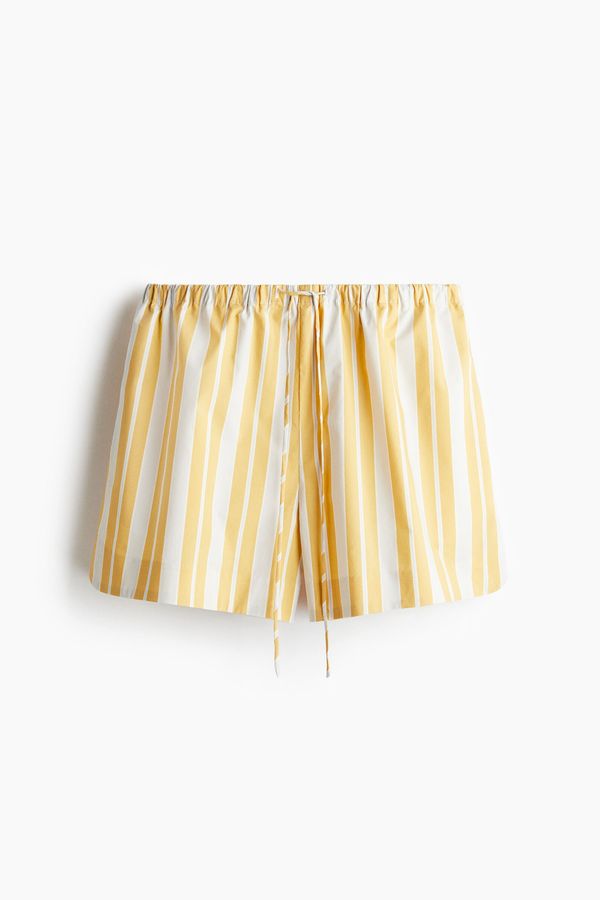 Shorts en algodón con cordón de ajuste