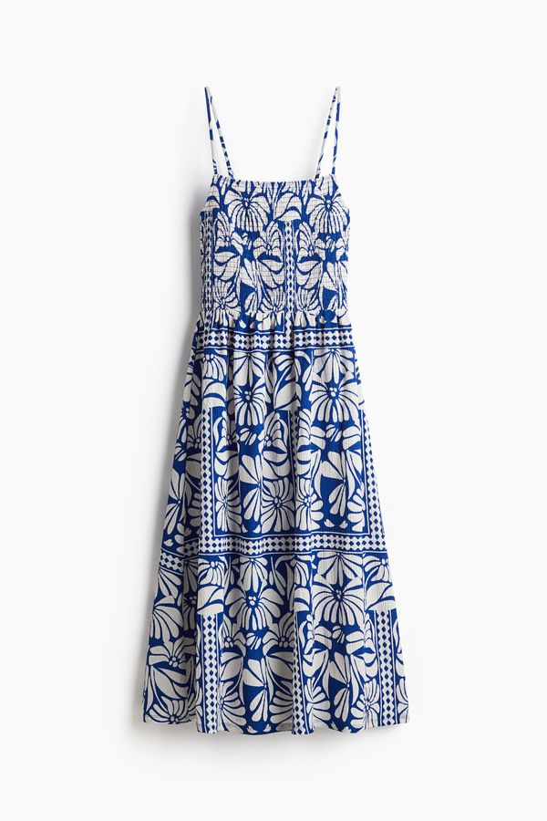 Vestido de tiras con cuerpo enresortado
