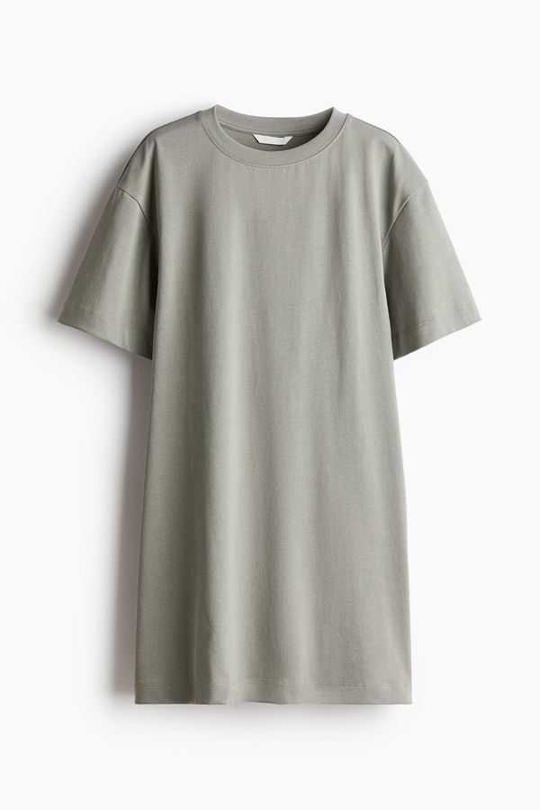 Vestido camiseta entallado