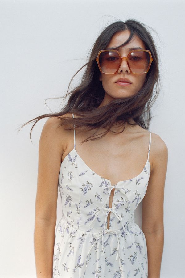 Vestido de popelina con lazadas