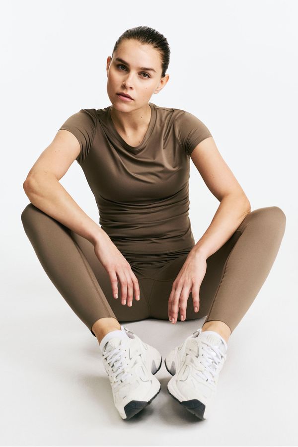 Camiseta de deporte con DryMove™