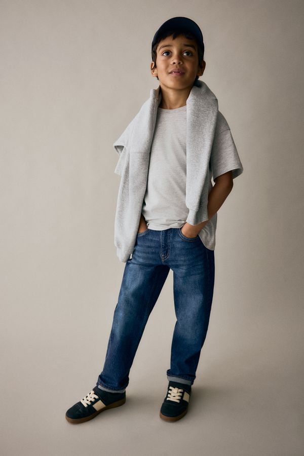 Relaxed Fit Jeans