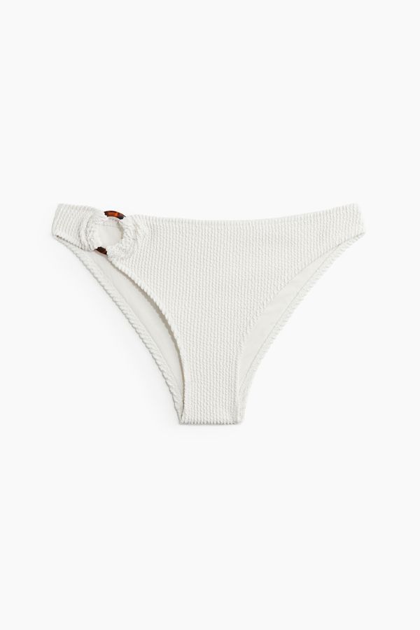 Panti de bikini cheeky
