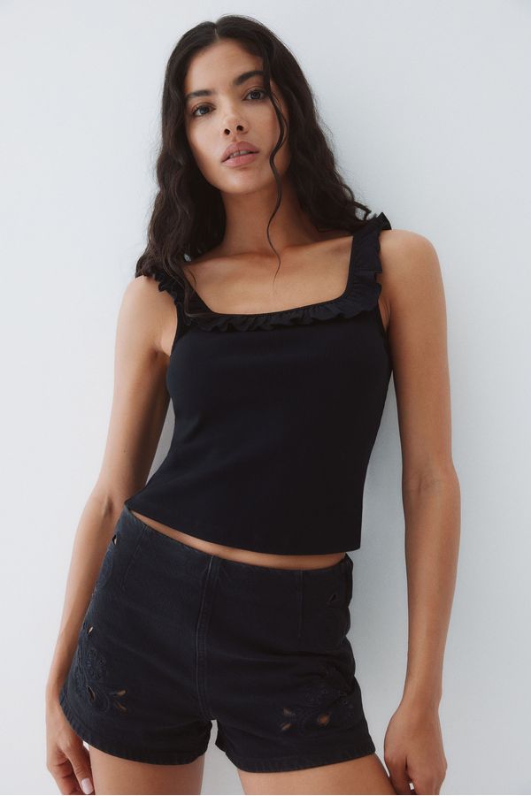 Blusa de tiras con ribete de volante