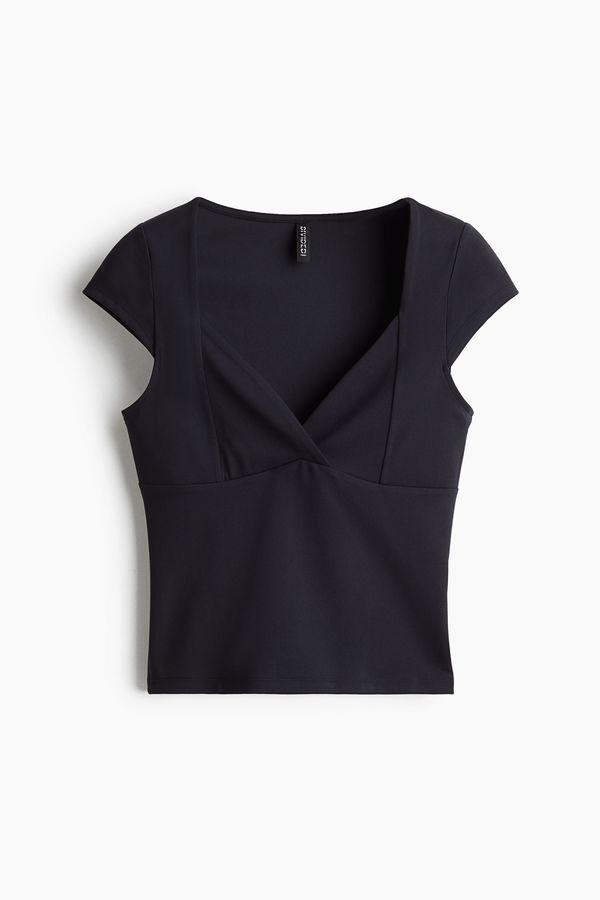 Blusa con manga japonesa