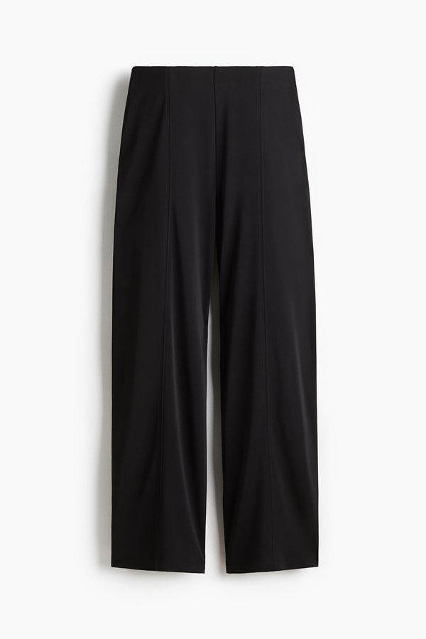 Pantalón ancho