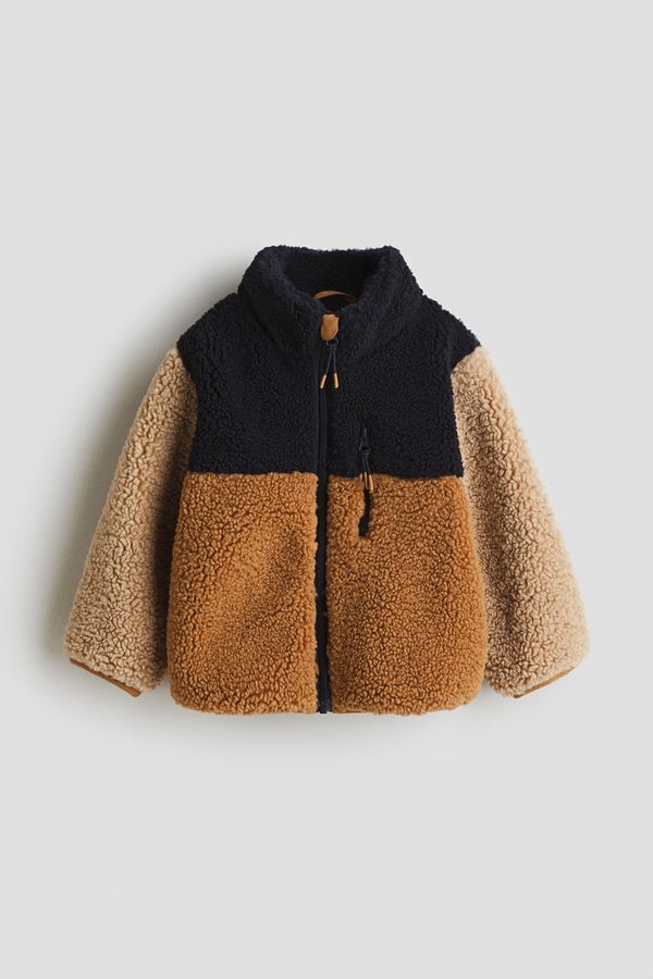 Chaqueta en peluche