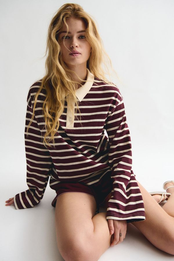 Camiseta estilo polo en algodón