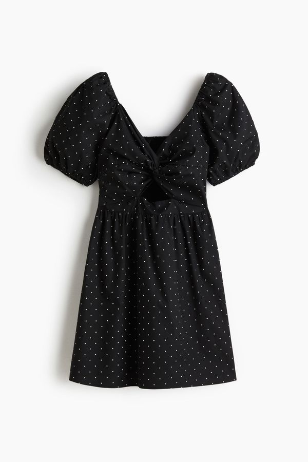 Vestido con detalle girado