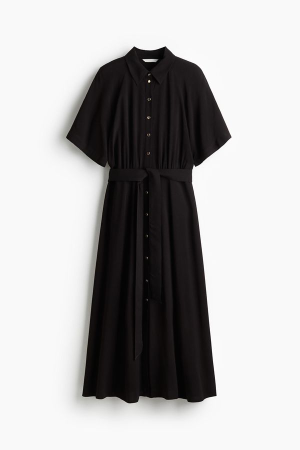 Vestido camisero con cinturón de anudar