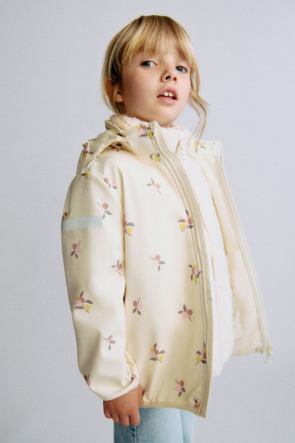 Chaqueta softshell resistente al agua