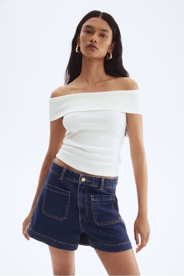 Top off-the-shoulder en punto de canalé